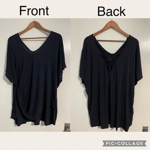 Maurice’s black shirt